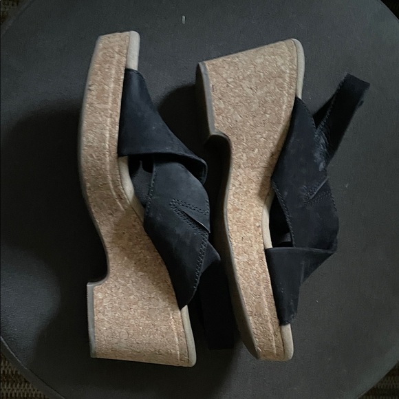Clarks Giselle Black Women's 9 Wedge Cork Sandal Suede Buckle - Picture 6 of 8